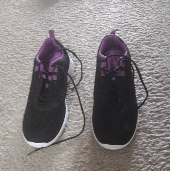 Women's waking shoes - Picture 2 of 2